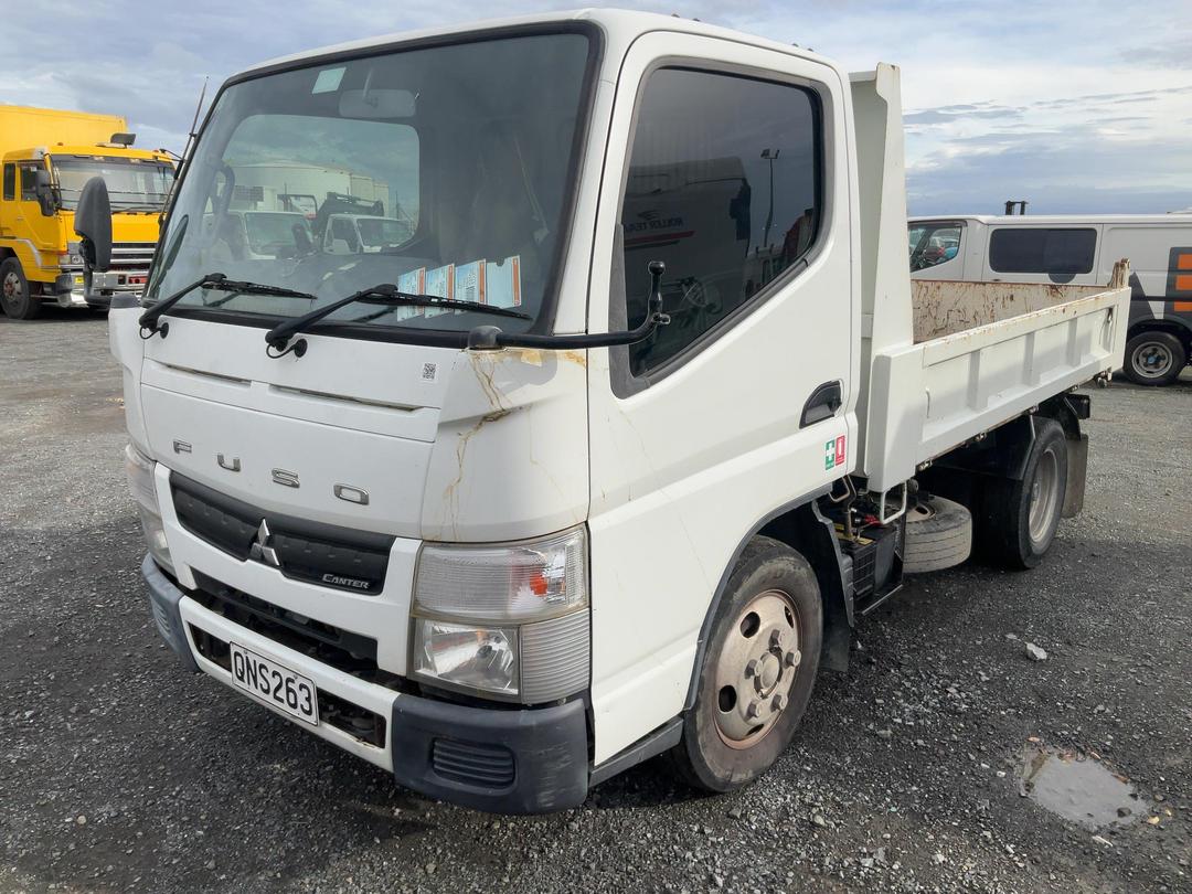 Photo '10' of Mitsubishi Canter FBA60 Tipper