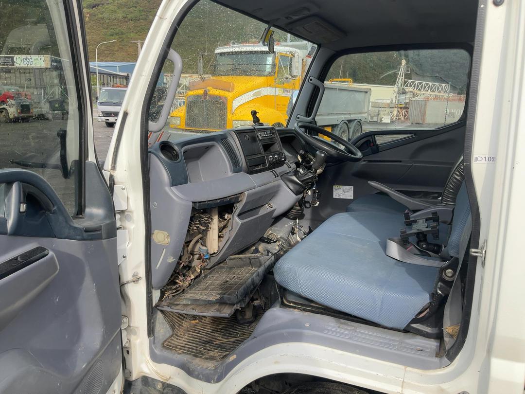 Photo '20' of Mitsubishi Canter FBA60 Tipper