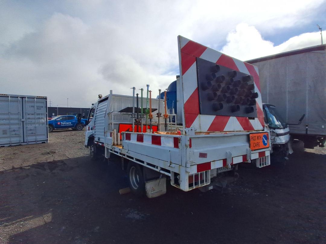 Photo '5' of Mitsubishi Fuso Canter FEB60E2 EURO 5 - 616 Traffic Management