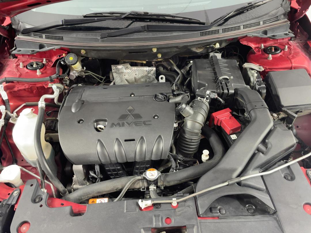 Photo '13' of Mitsubishi Lancer