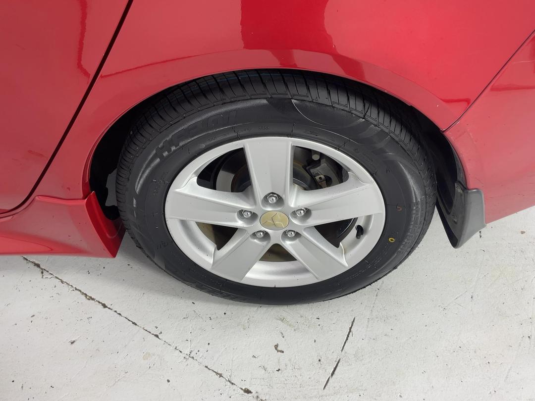 Photo '11' of Mitsubishi Lancer