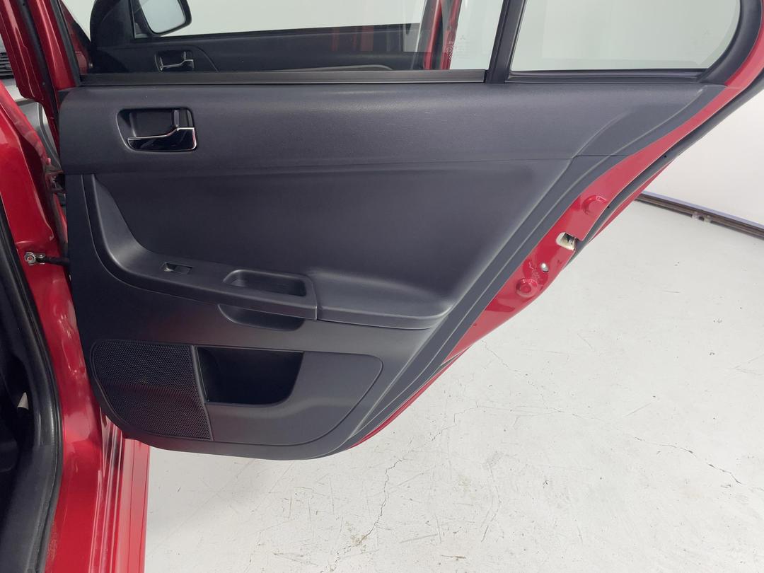 Photo '19' of Mitsubishi Lancer