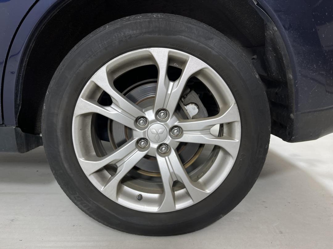 Photo '9' of Mitsubishi Outlander VRX