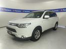 Thumbnail '4' of Mitsubishi Outlander