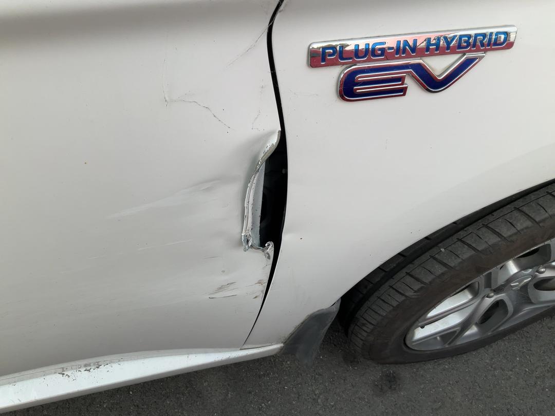 Photo '5' of Mitsubishi Outlander Phev