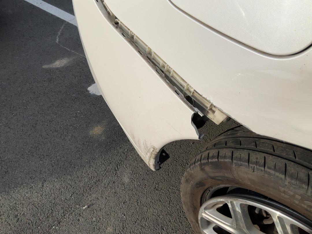 Photo '8' of Mitsubishi Outlander Phev