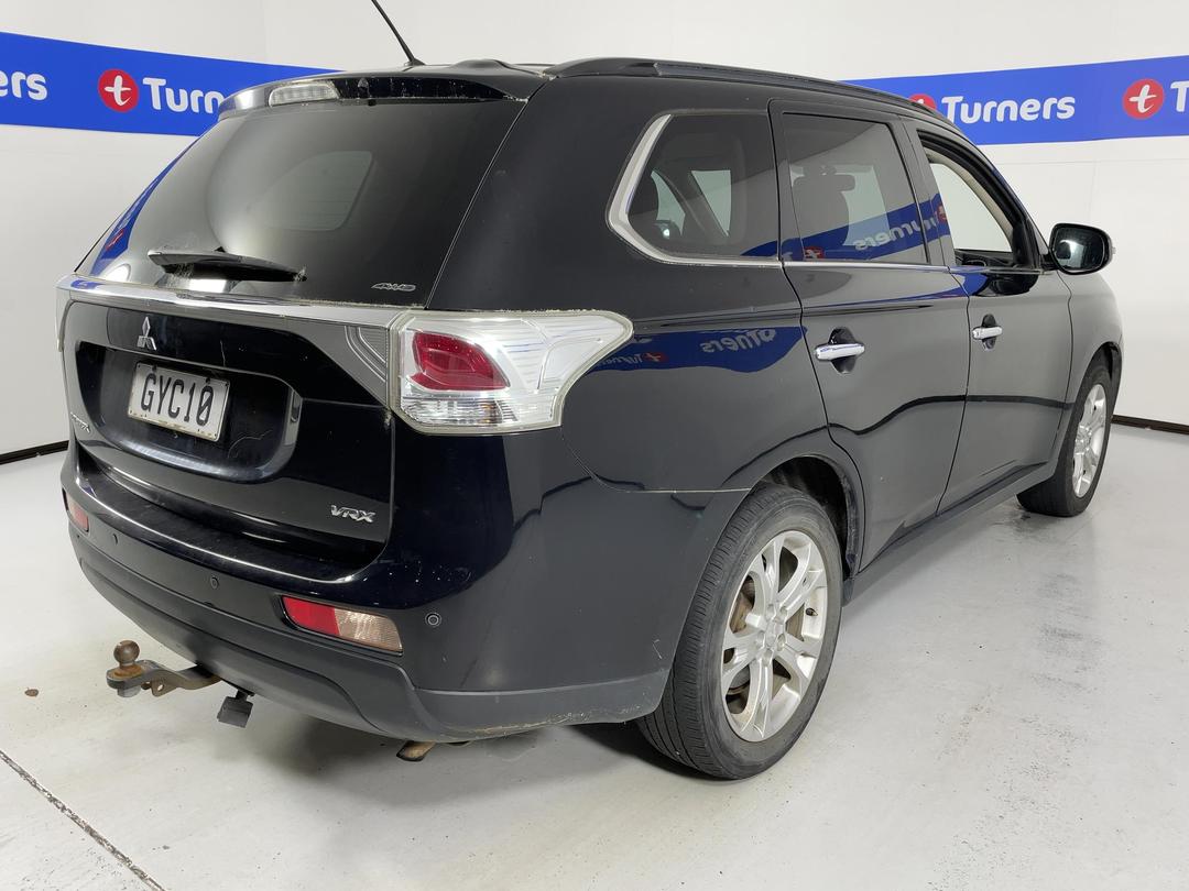 Photo '7' of Mitsubishi Outlander