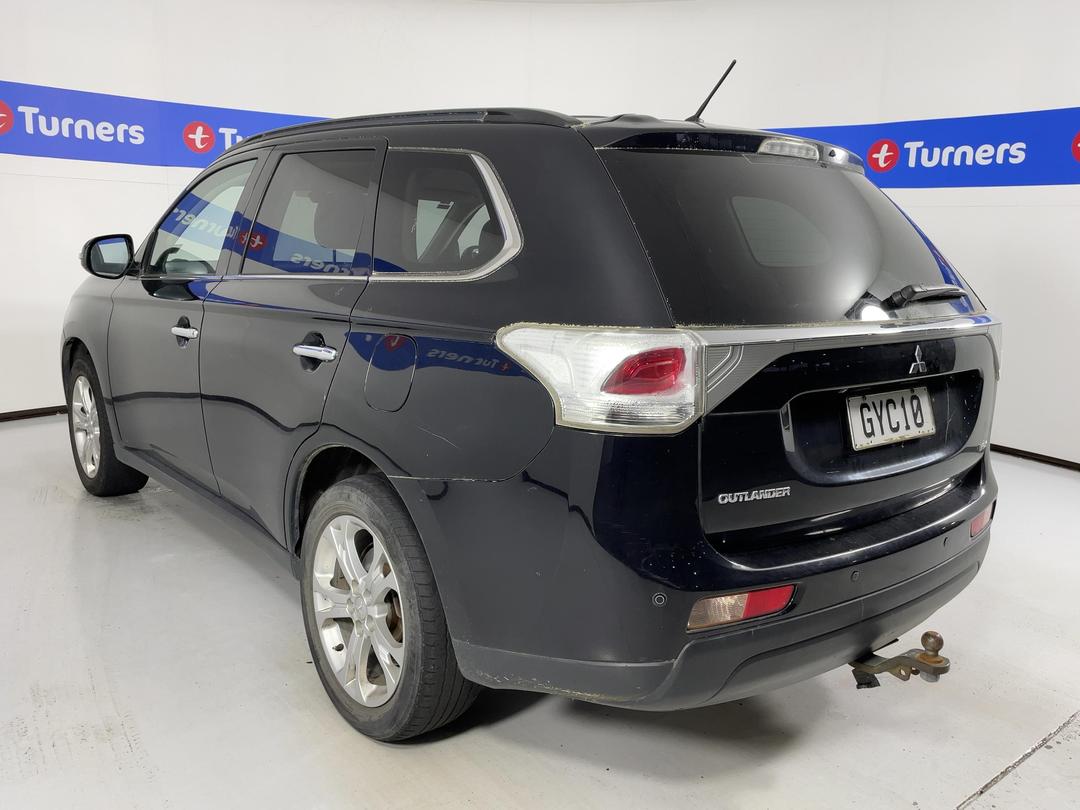 Photo '5' of Mitsubishi Outlander