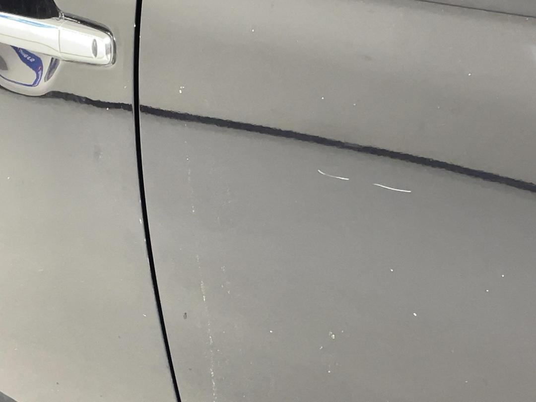 Photo '29' of Mitsubishi Outlander