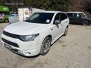 Thumbnail '2' of Mitsubishi Outlander Phev
