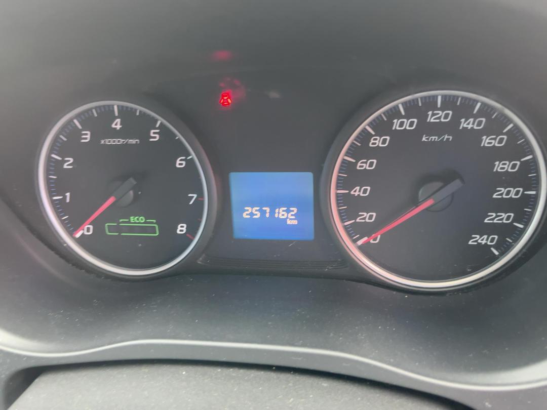 Photo '19' of Mitsubishi Outlander LS Photo '19' of Mitsubishi Outlander LS