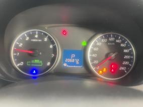Photo '21' of Mitsubishi Outlander