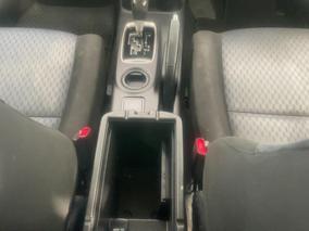 Photo '18' of Mitsubishi Outlander