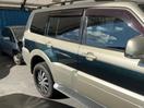 Thumbnail '2' of Mitsubishi Pajero
