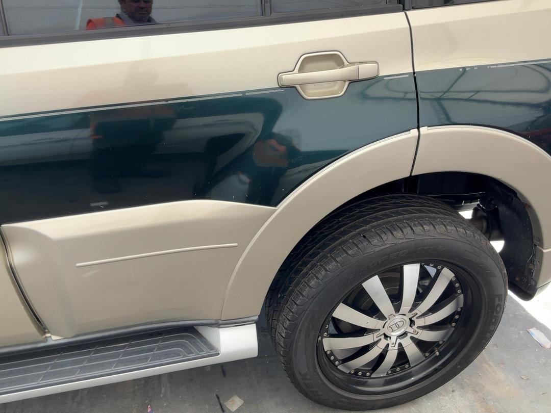 Photo '9' of Mitsubishi Pajero Photo '9' of Mitsubishi Pajero