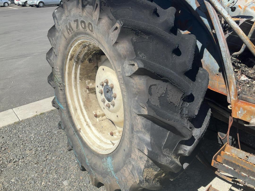 Photo '20' of New Holland T5050 Tractor