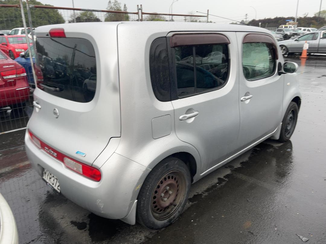 Photo '4' of Nissan Cube