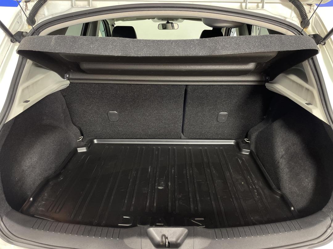 Photo '14' of Nissan Dualis