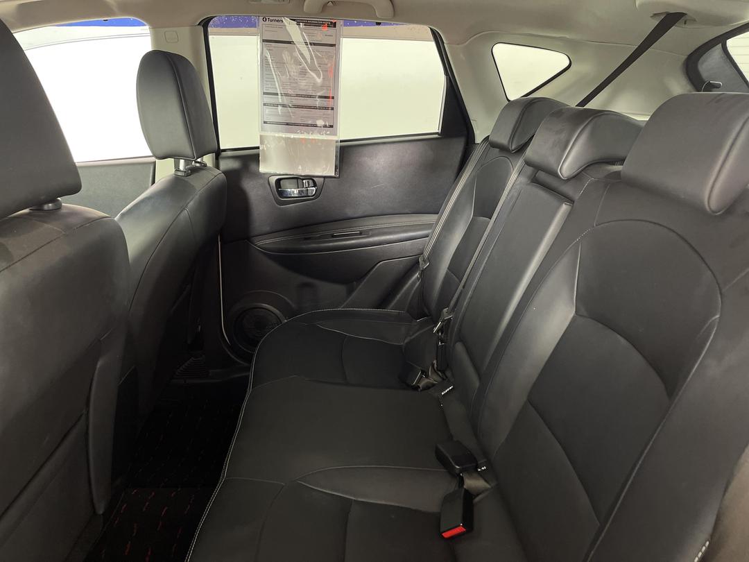 Photo '19' of Nissan Dualis