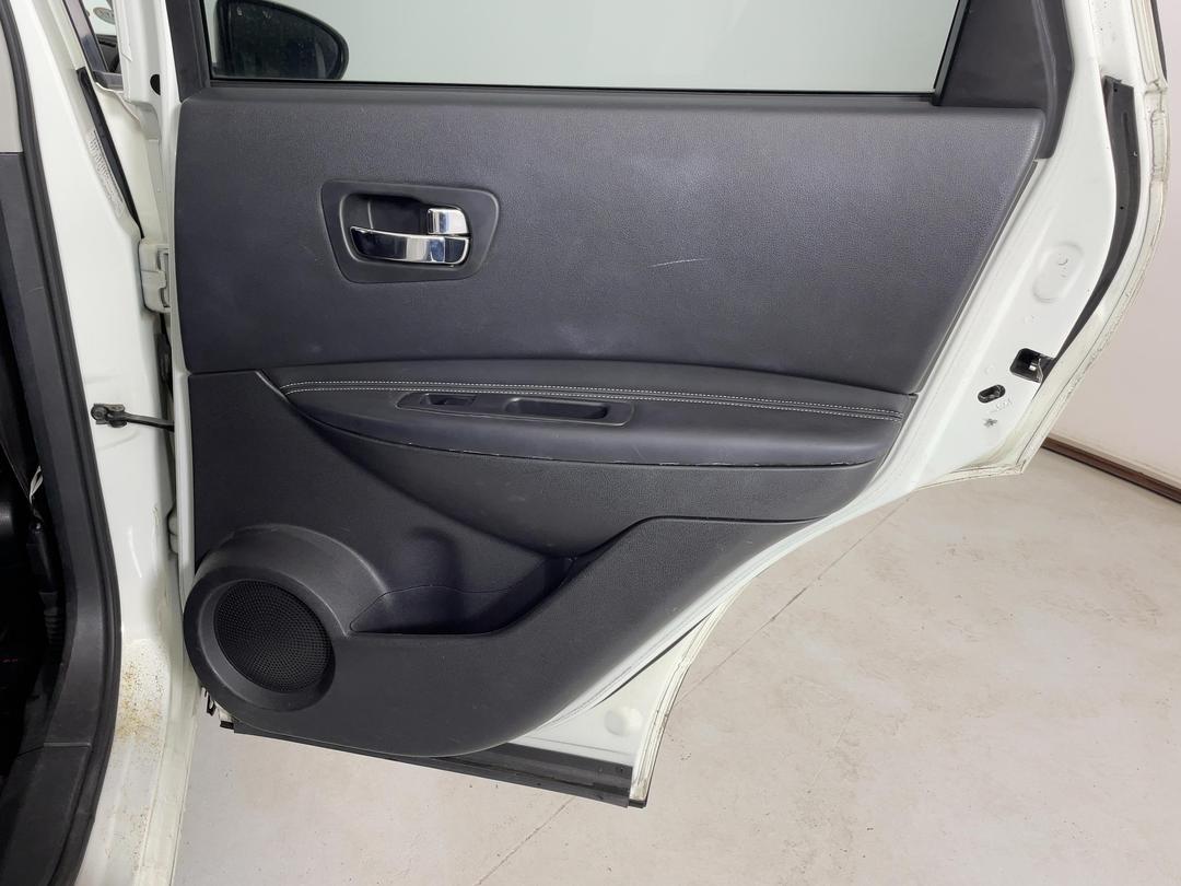 Photo '19' of Nissan Dualis