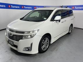 Photo '4' of Nissan Elgrand