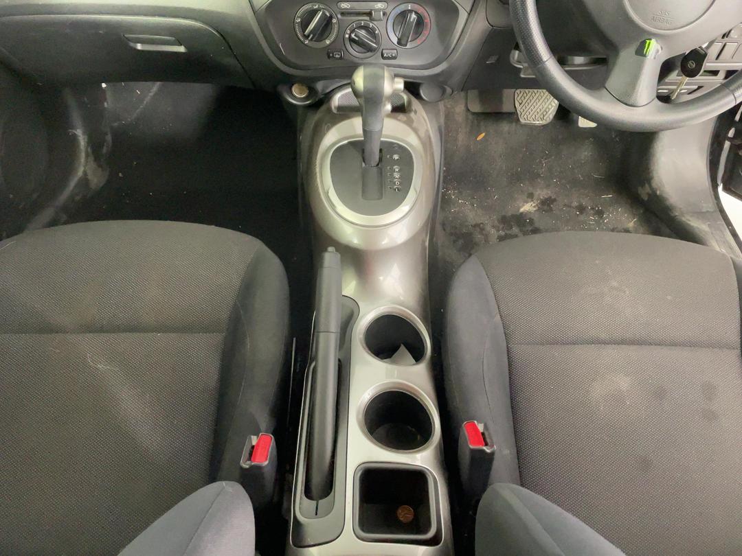 Photo '18' of Nissan Juke