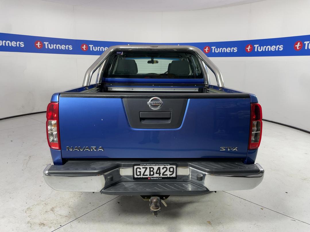 Photo '6' of Nissan Navara