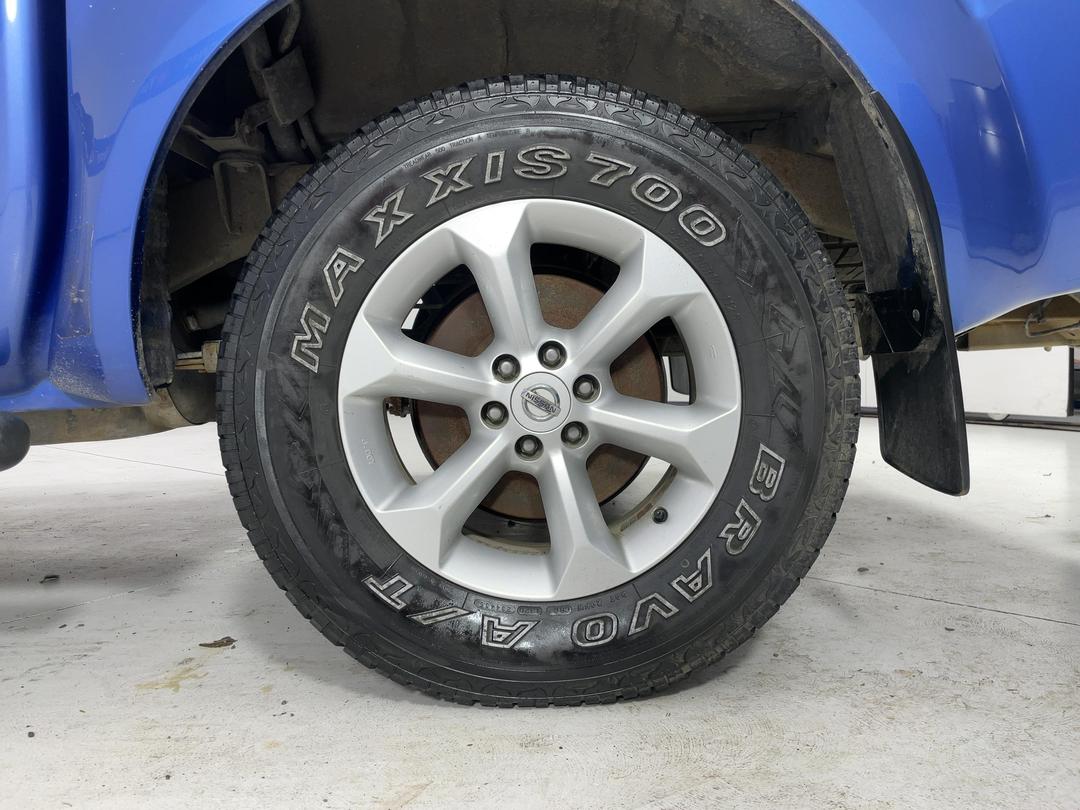 Photo '11' of Nissan Navara