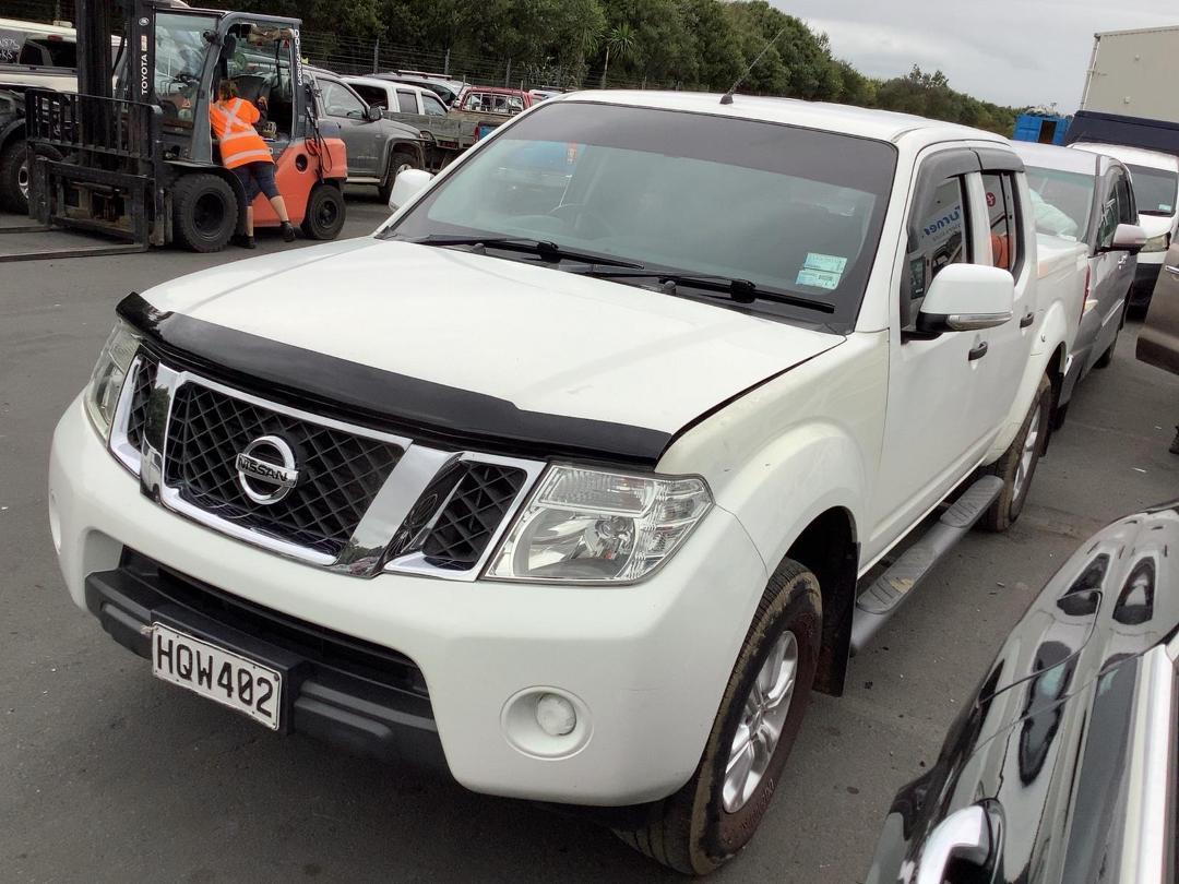 Photo '2' of Nissan Navara D/C ST-X Photo '2' of Nissan Navara D/C ST-X