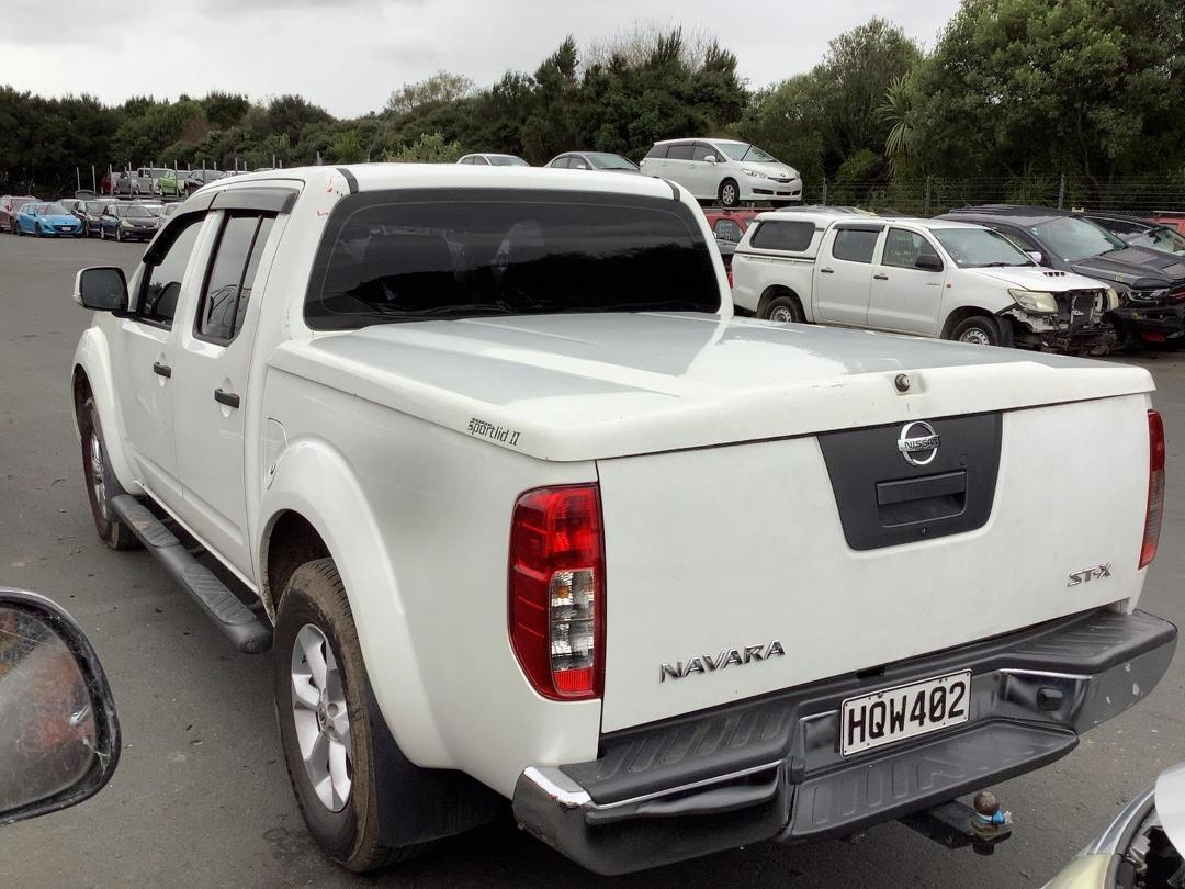 Photo '7' of Nissan Navara D/C ST-X Photo '7' of Nissan Navara D/C ST-X