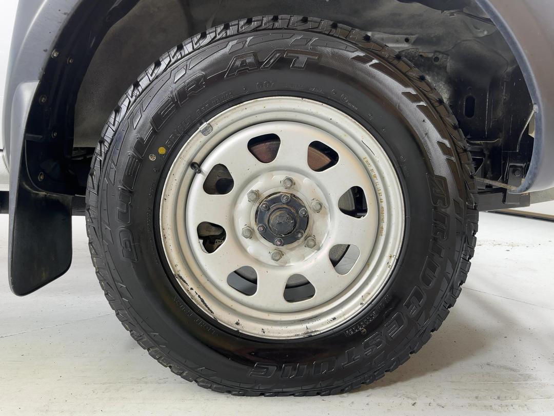 Photo '9' of Nissan Navara