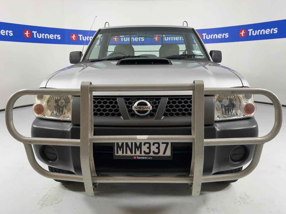 Photo '2' of Nissan Navara