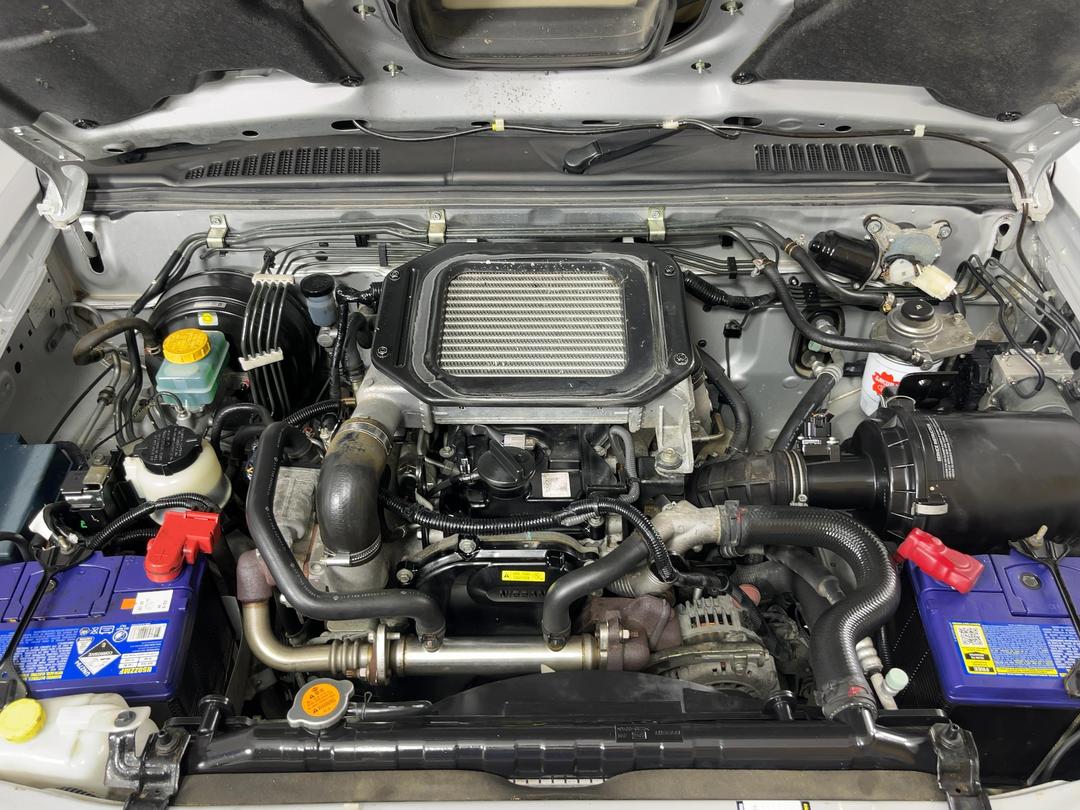 Photo '13' of Nissan Navara