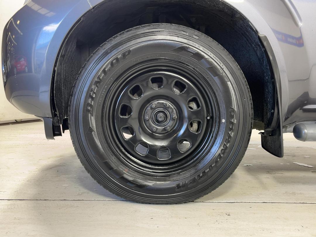Photo '10' of Nissan Navara