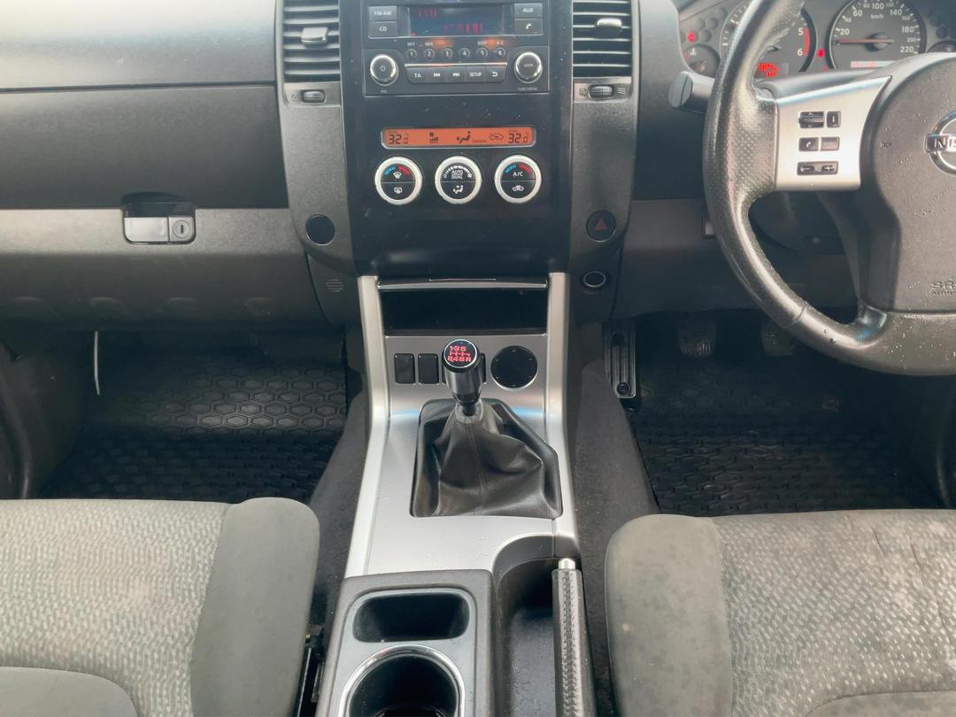 Photo '18' of Nissan Navara