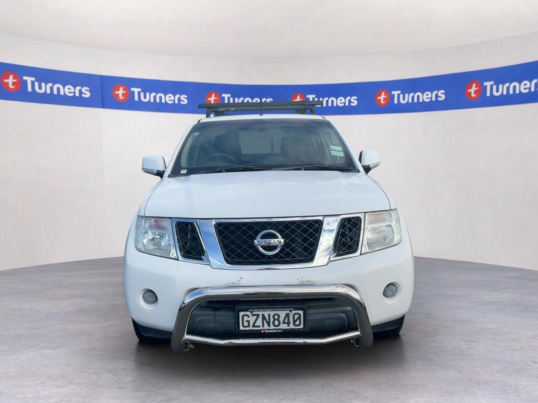 Photo '2' of Nissan Navara