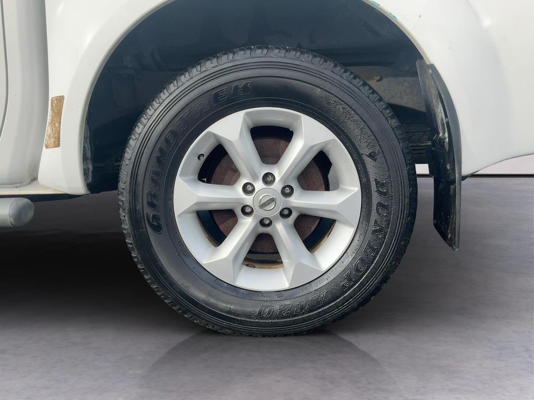 Photo '11' of Nissan Navara