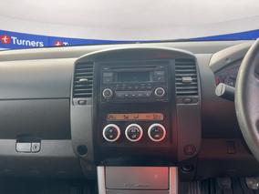 Photo '29' of Nissan Navara