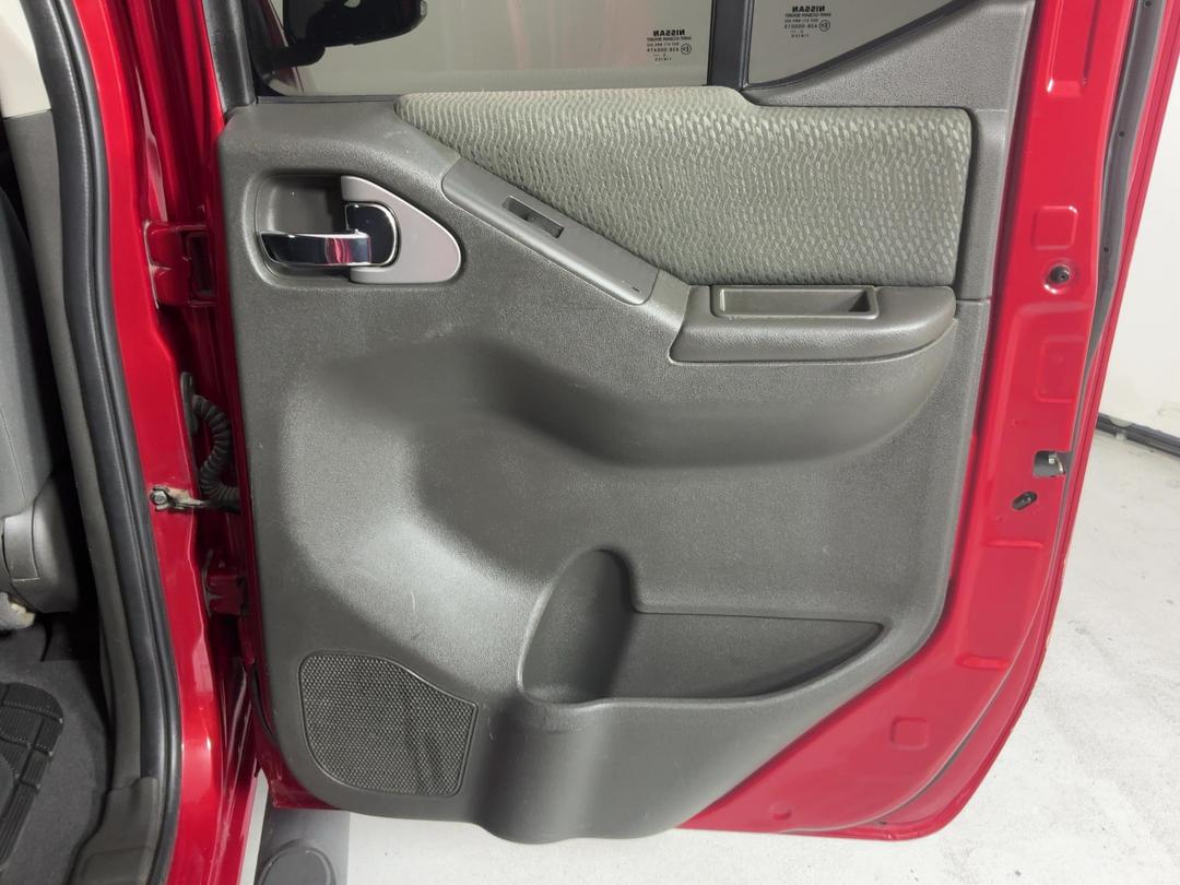 Photo '19' of Nissan Navara