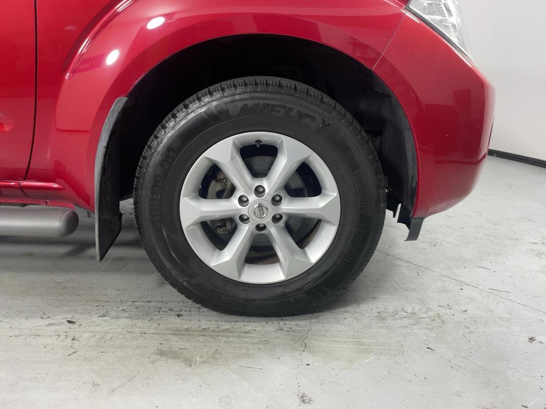 Photo '9' of Nissan Navara