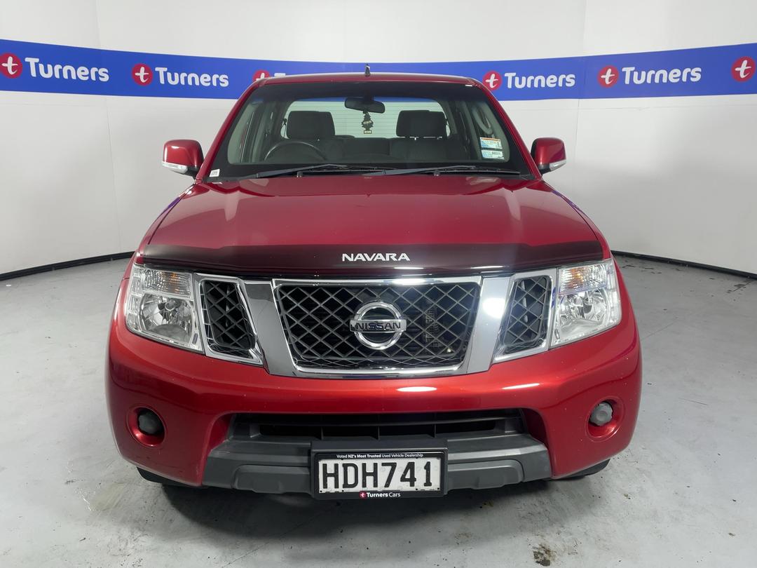 Photo '2' of Nissan Navara