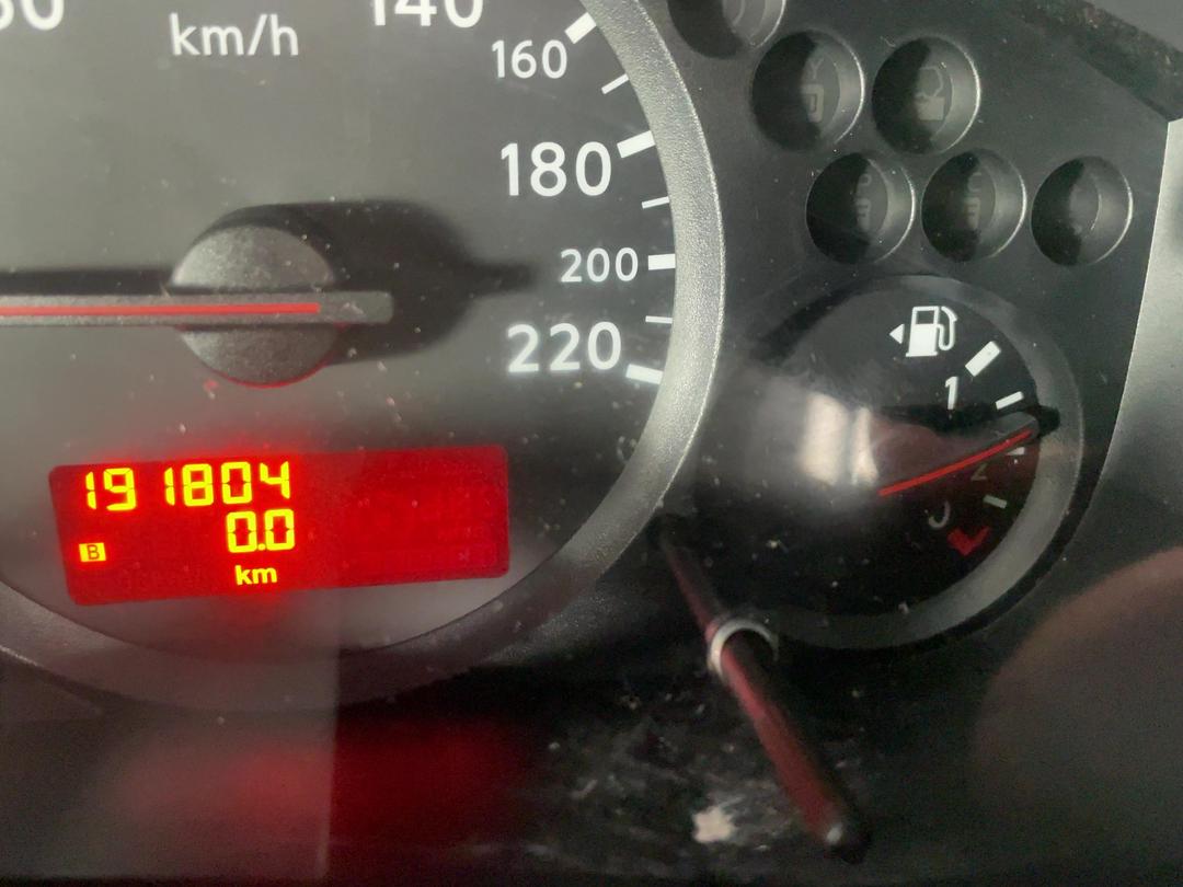 Photo '21' of Nissan Navara