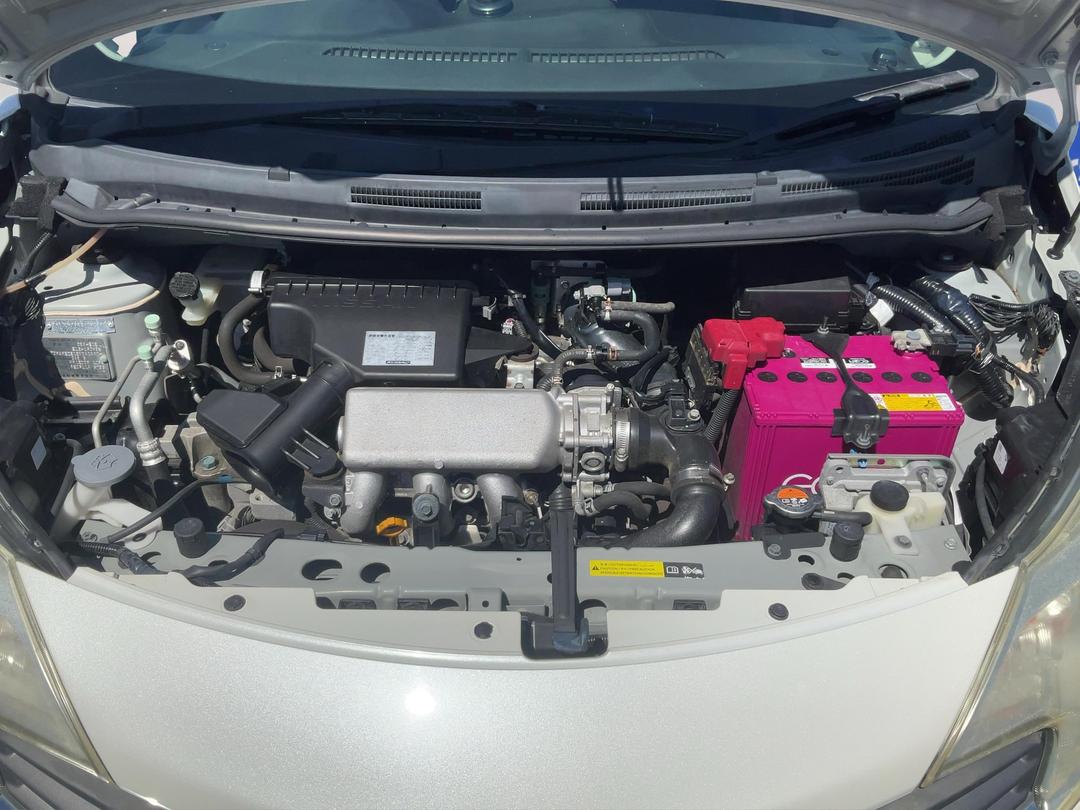 Photo '13' of Nissan Note