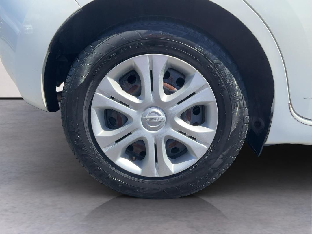 Photo '12' of Nissan Note