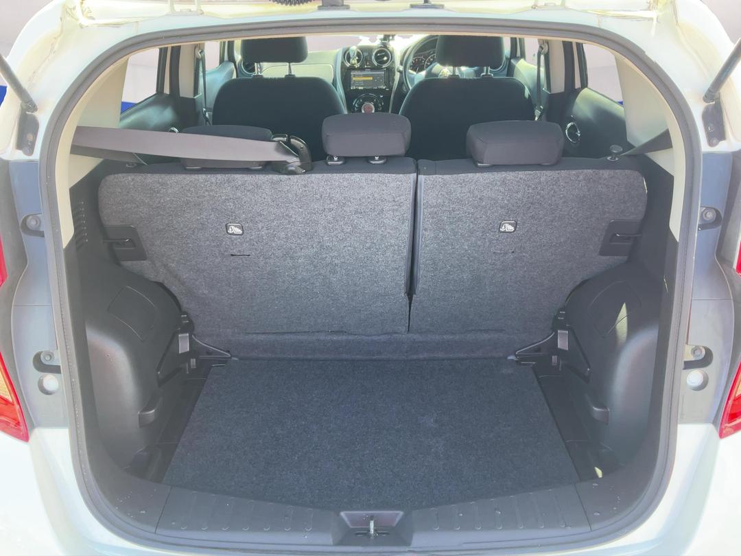 Photo '14' of Nissan Note