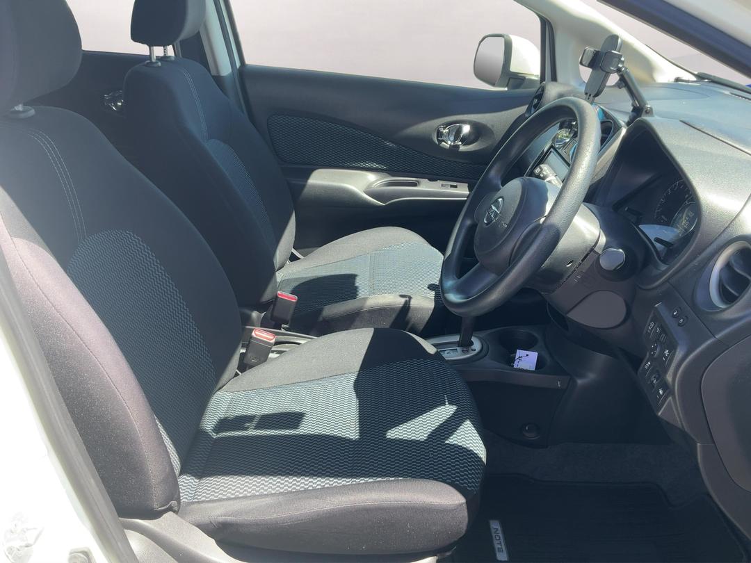 Photo '16' of Nissan Note
