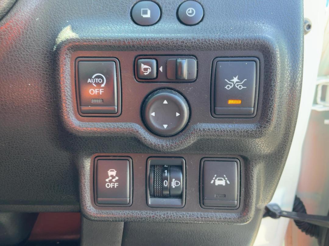 Photo '24' of Nissan Note