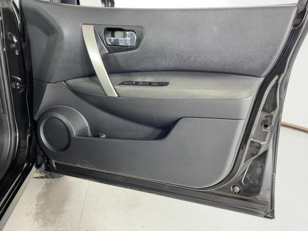 Photo '15' of Nissan Qashqai