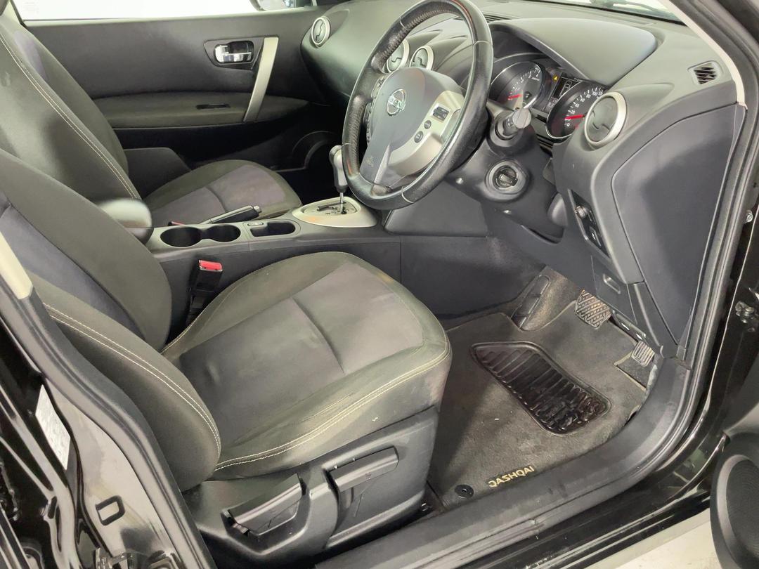 Photo '16' of Nissan Qashqai