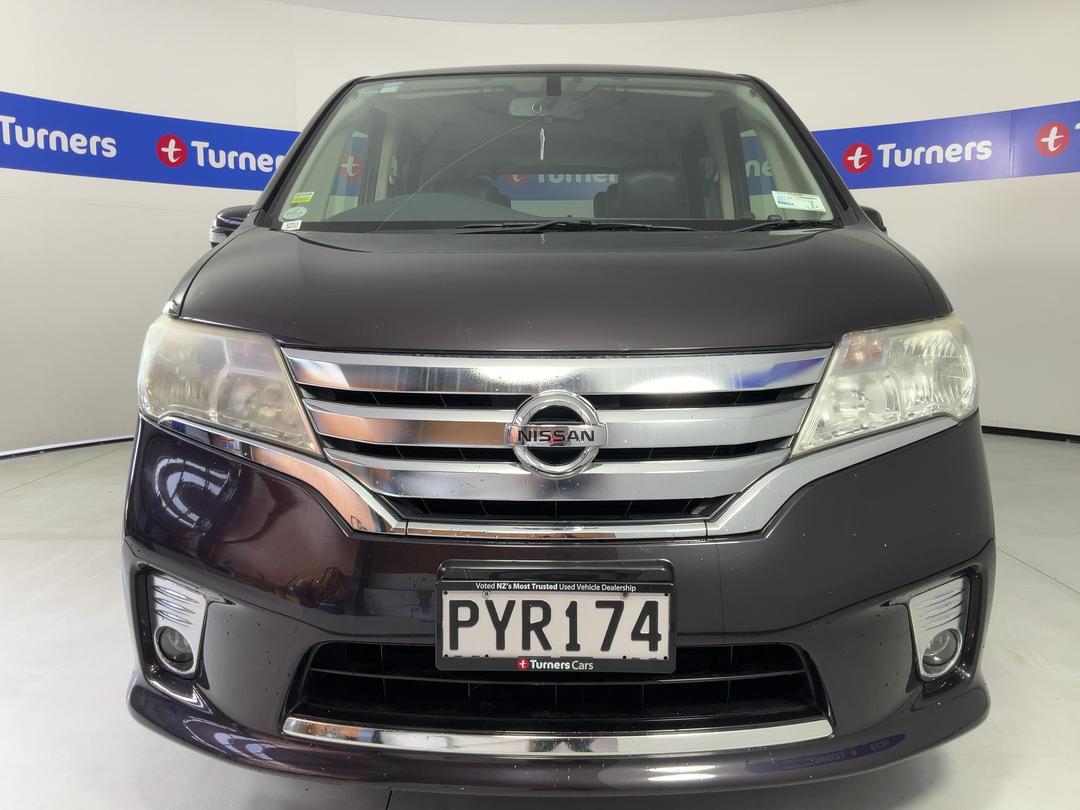 Photo '2' of Nissan Serena